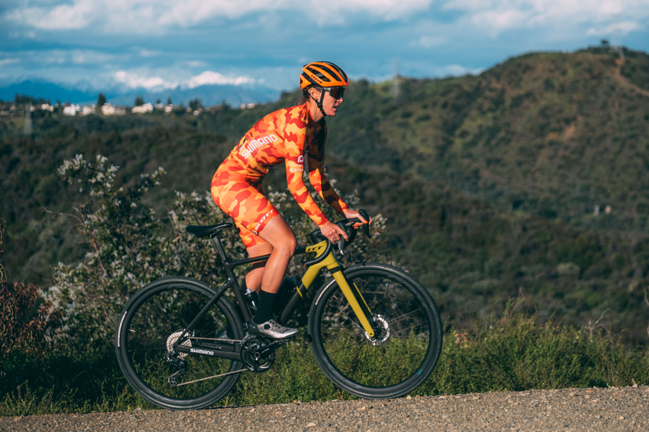 Shimano athlete Iz King riding her Scott GRX gravel bike