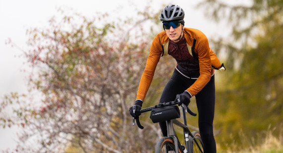 EVOLVE オールシーズンウインドブレーカー