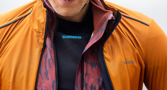 EVOLVE オールシーズンウインドブレーカー