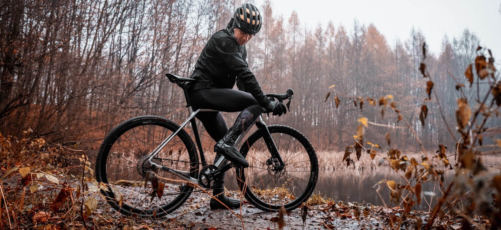 MICHAŁ TOPÓR: ZIMOWY NIEZBĘDNIK KOLARZA