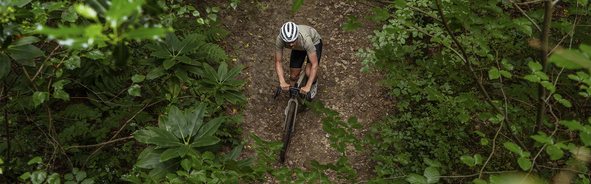 The Beauty of Gravel: Låsa upp nästa karta