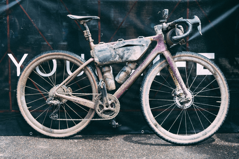 Lissa Muhammad's SHIMANO equipped GRX gravel bike after racing Unbound 100 gravel race