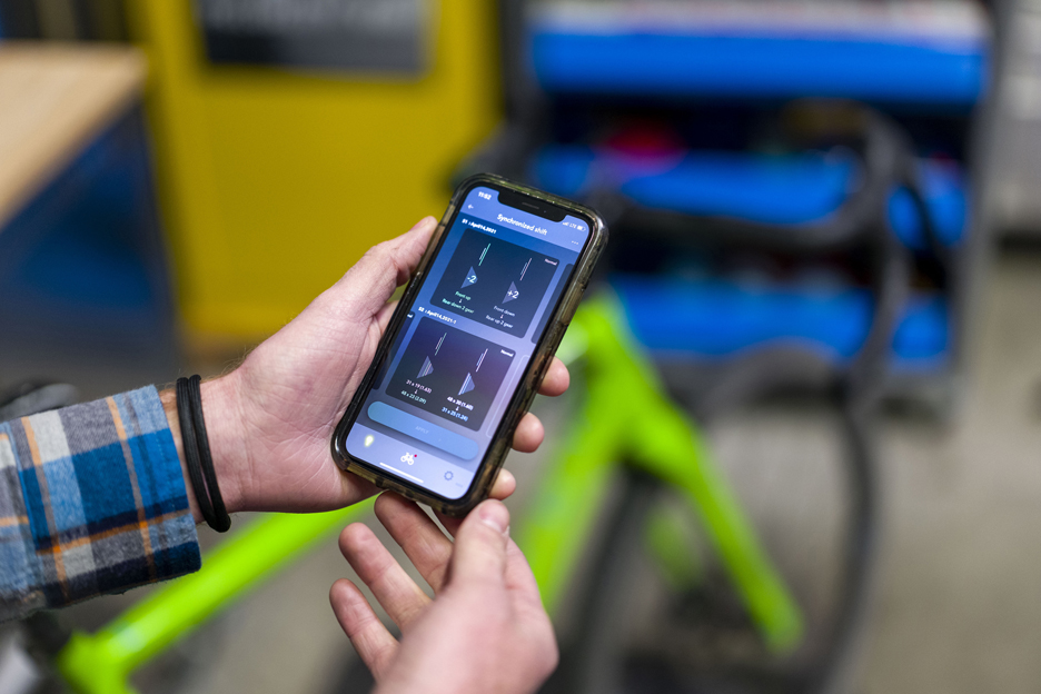 SHIMANO e-Tube app setting up Di2 bike GRX DI2