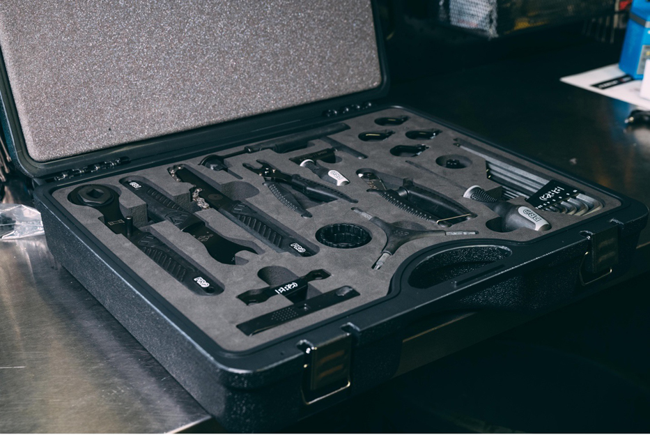 SHIMANO PRO tool box